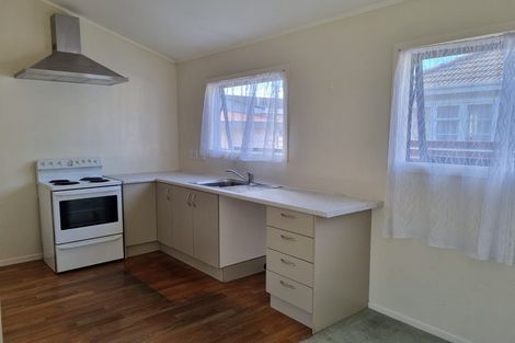 Photo of property in 33a Findlay Street, Tawa, Wellington, 5028