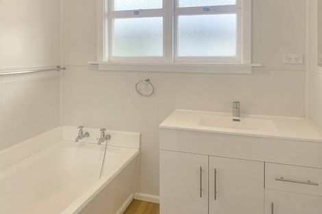 Photo of property in 5 Smitheram Street, Allenton, Ashburton, 7700