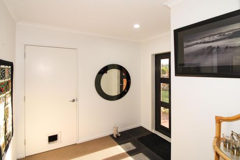 Photo of property in 10 Rexwood Estate, Carterton, 5713