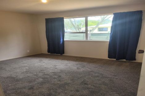 Photo of property in 16a Matthew Place, Kawaha Point, Rotorua, 3010