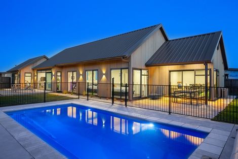 Photo of property in 18 Rutledge Drive, Springlands, Blenheim, 7201