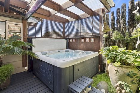 Photo of property in 7 Ocean Parade, Pukerua Bay, 5026