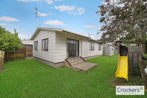 Photo of property in 6 Templeton Place, Clendon Park, Auckland, 2103