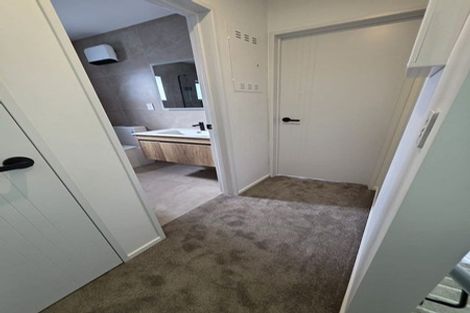 Photo of property in 8/234 Te Atatu Road, Te Atatu South, Auckland, 0610
