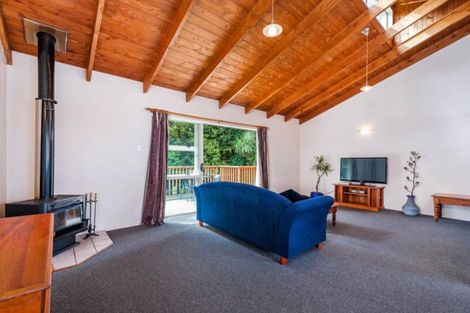 Photo of property in 13 Kinvig Place, Ranui, Auckland, 0612