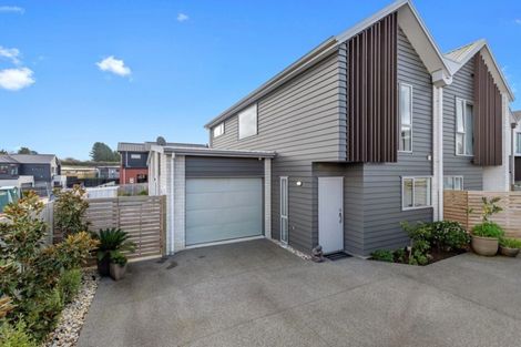 Photo of property in 16 Springside Court, Huntington, Hamilton, 3210