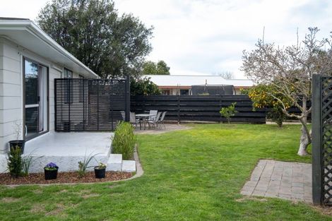 Photo of property in 76 Atherfold Crescent, Greenmeadows, Napier, 4112