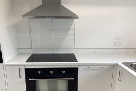 Photo of property in 43 Raupeti Lane, Henderson, Auckland, 0612