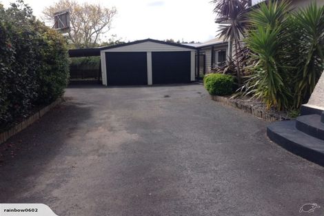 Photo of property in 421 Mangorei Road, Highlands Park, New Plymouth, 4312
