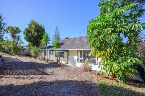 Photo of property in 28 Glamorgan Drive, Torbay, Auckland, 0630
