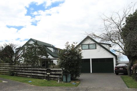 Photo of property in 17 Pandora Place, Welcome Bay, Tauranga, 3112