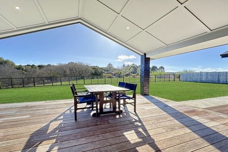 Photo of property in 46 Montgomery Crescent, Kinloch, Taupo, 3377