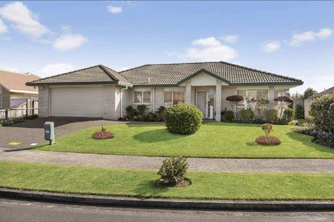 Photo of property in 1/12 Arrathorne Place, Northpark, Auckland, 2013