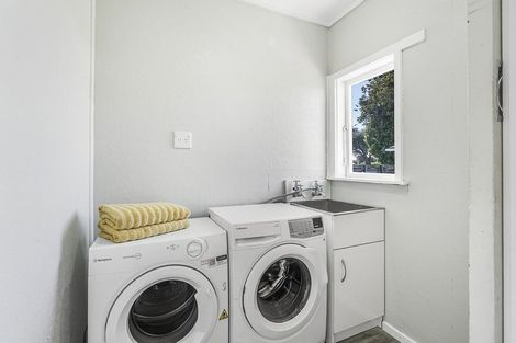 Photo of property in 16 Cameron Road, Hamilton East, Hamilton, 3216