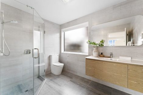 Photo of property in 6c Seaview Road, Milford, Auckland, 0620