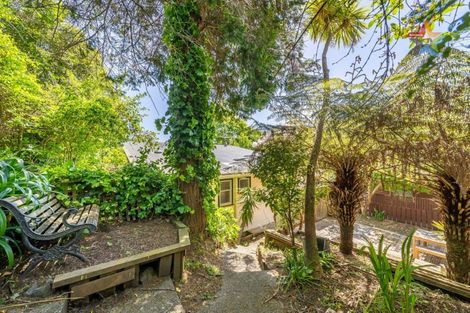 Photo of property in 7 Zeala Grove, Stokes Valley, Lower Hutt, 5019