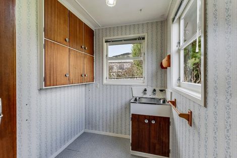 Photo of property in 102 Ruapehu Street, Paraparaumu, 5032