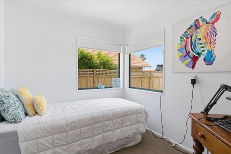 Photo of property in 72 Palm Beach Boulevard, Papamoa Beach, Papamoa, 3118