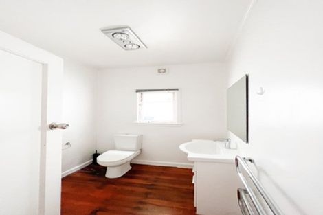 Photo of property in 135 Tamaki Drive, Mission Bay, Auckland, 1071