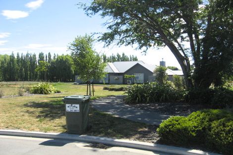 Photo of property in 61 Limes Avenue, Parklands, Christchurch, 8083