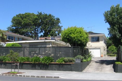 Photo of property in 12a Green Lane East, Remuera, Auckland, 1050
