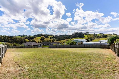 Photo of property in 15 Calla Street, Maungaturoto, 0520