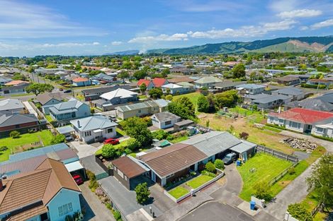 Photo of property in 37 Kent Street, Levin, 5510