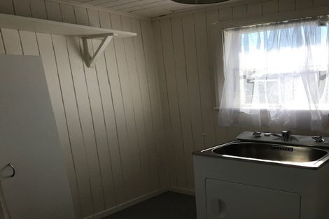 Photo of property in 132 Hakanoa Street, Huntly, 3700