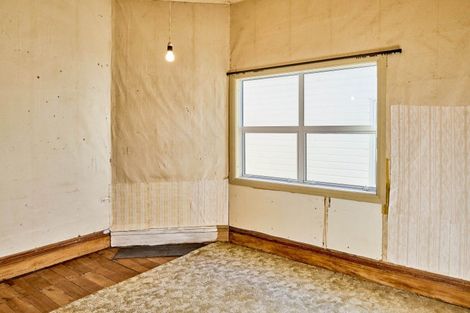 Photo of property in 36 Queen Street, Petone, Lower Hutt, 5012