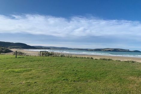 Photo of property in 493 Waikawa-curio Bay Road, Curio Bay, Tokanui, 9884