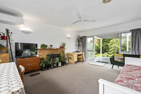 Photo of property in 105 Shakespeare Street, Leamington, Cambridge, 3432