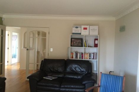 Photo of property in 19 Kennedy Avenue, Forrest Hill, Auckland, 0620