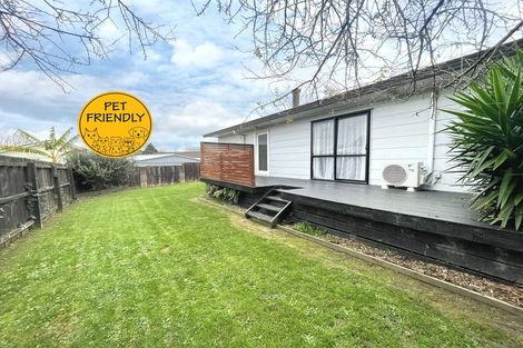 Photo of property in 2/25 Melleray Place, Randwick Park, Auckland, 2105