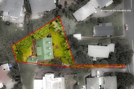 Photo of property in 75 Moore Street, Hillcrest, Auckland, 0627