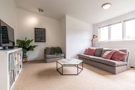 Photo of property in 18 Thornton Road, Cambridge, 3434