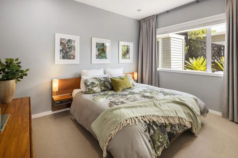 Photo of property in 30 Milne Terrace, Island Bay, Wellington, 6023