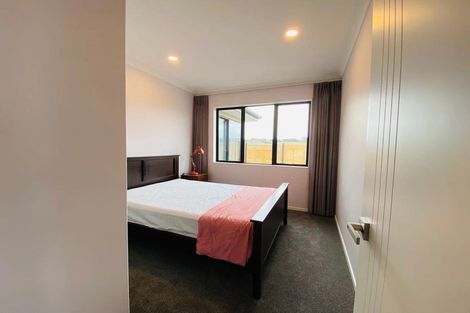 Photo of property in 22 Skiffington Road, Pokeno, 2402