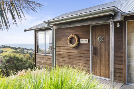 Photo of property in 39 Delamore Drive, Oneroa, Waiheke Island, 1081