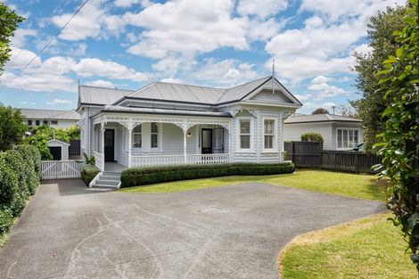 Photo of property in 10 Asquith Avenue, Mount Albert, Auckland, 1025