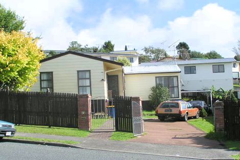 Photo of property in 12 Garton Drive, Massey, Auckland, 0614