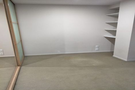 Photo of property in Harbour Green Apartments, 904/11 Union Street, Auckland Central, Auckland, 1010