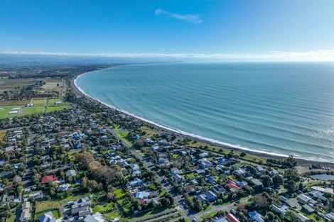 Photo of property in 11 Leyland Road, Te Awanga, 4102