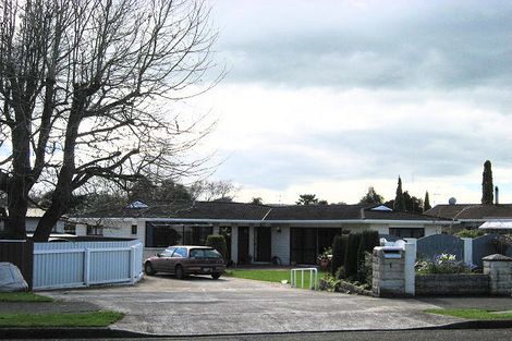 Photo of property in 1 Eden Street, Levin, 5510