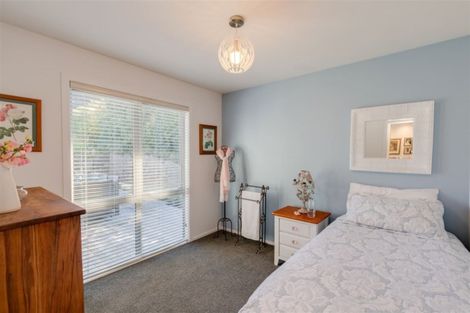 Photo of property in 22 Cornwall Road, Lyttelton, 8082