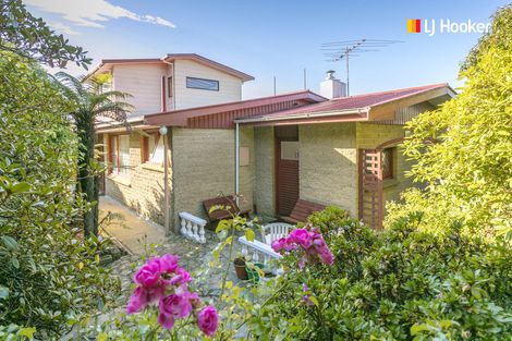 Photo of property in 12 Cross Street, Mornington, Dunedin, 9011