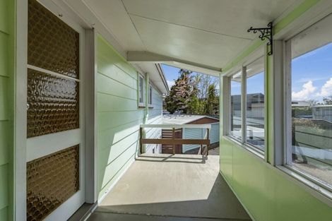 Photo of property in 76 Tamatea Road, Taupo, 3330