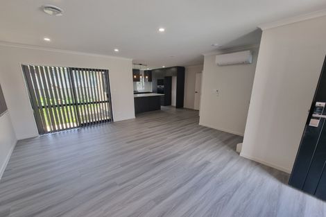 Photo of property in 34b Tawa Crescent, Manurewa, Auckland, 2102