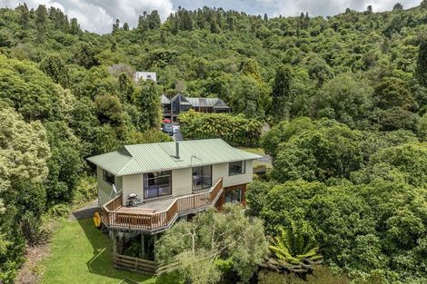Photo of property in 67 Hauraki Terrace, Pukawa Bay, Turangi, 3381