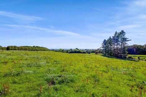 Photo of property in 2175 Egmont Road, Kaimiro, 4386