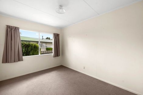 Photo of property in 5 Brookbank Place, Glenview, Hamilton, 3206